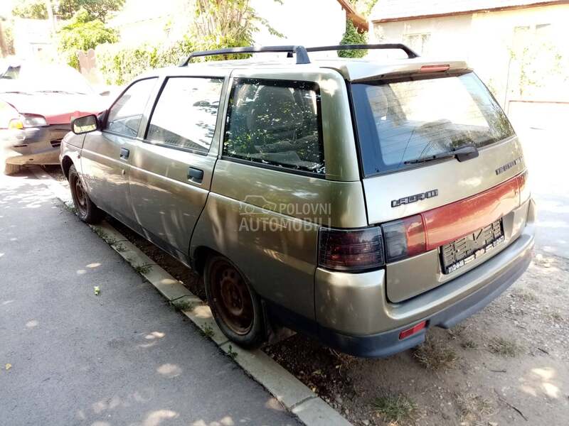polustranica,stub za Lada 111 od 1999. do 2007. god.