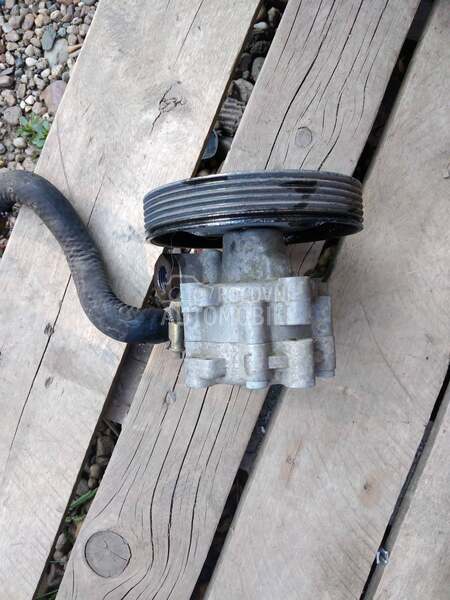 Servo pumpa za Peugeot 807
