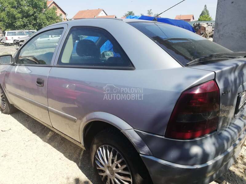 Opel Astra G 2002. god. -  kompletan auto u delovima