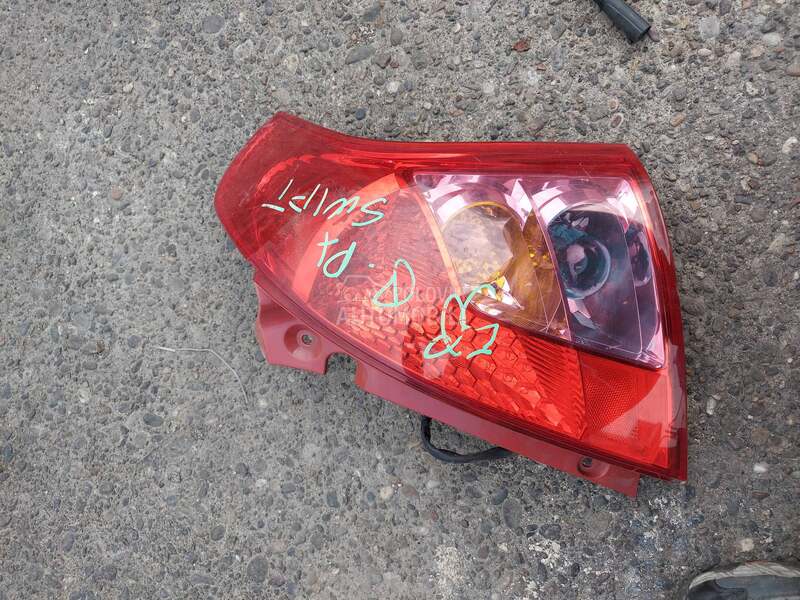 desna stop lampa za Suzuki Swift od 2008. do 2011. god.