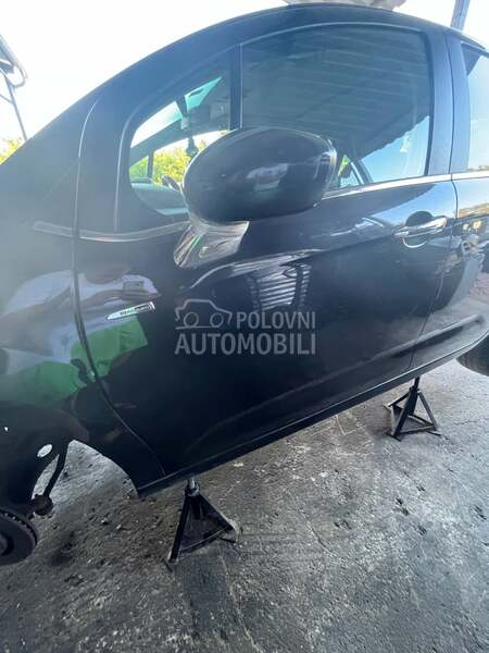 levi retrovizor za Citroen C3 od 2009. do 2014. god.