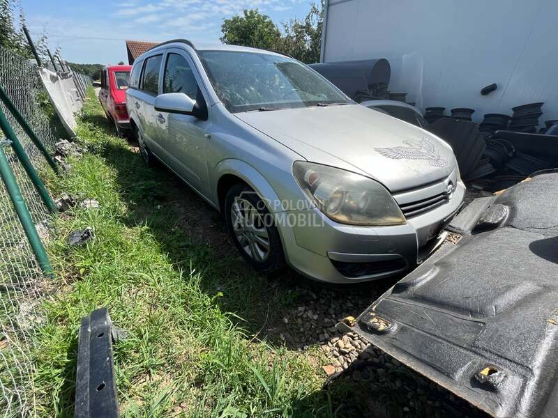 kompletan auto u delovima za Opel Astra H od 2004. do 2012. god.