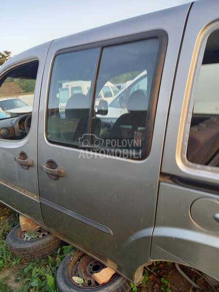 Leva klizna vrata siva za Fiat Doblo