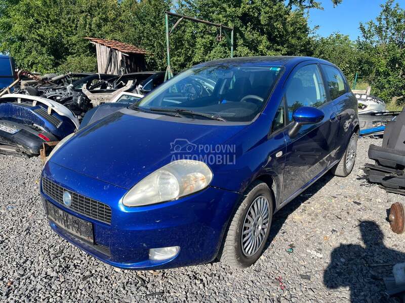 kompletan auto u delovima za Fiat Grande Punto od 2005. do 2010. god.