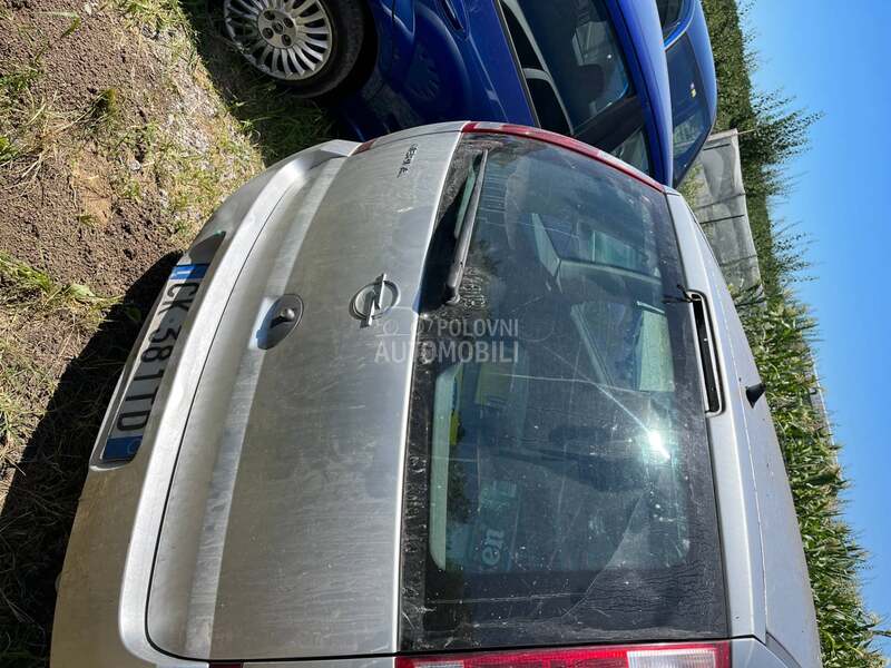 gepek vrata za Opel Meriva od 2003. do 2010. god.