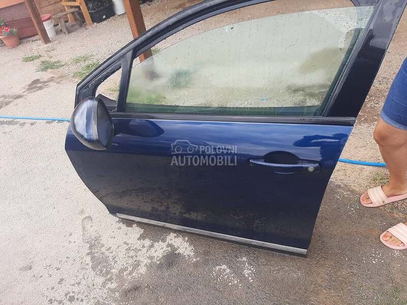 podizaci i drugi delo c5x7 za Citroen C5 od 2008. do 2014. god.
