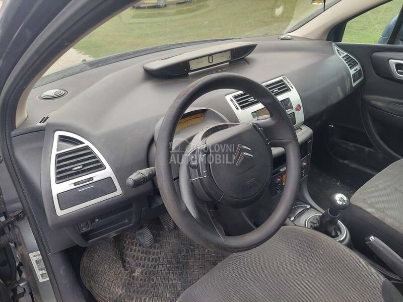 Instrument tabla za Citroen C4