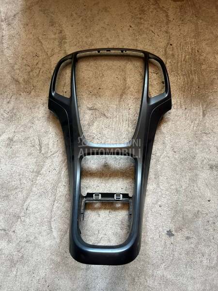 plastika konzola za Opel Astra J od 2009. do 2022. god.
