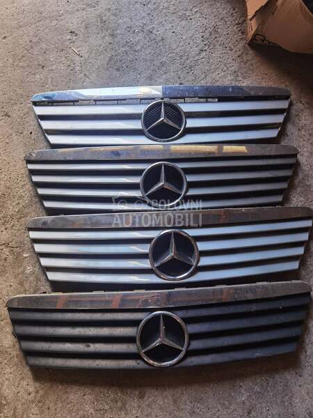 Maske sa znakom A klasa za Mercedes Benz A Klasa od 1998. do 2011. god.