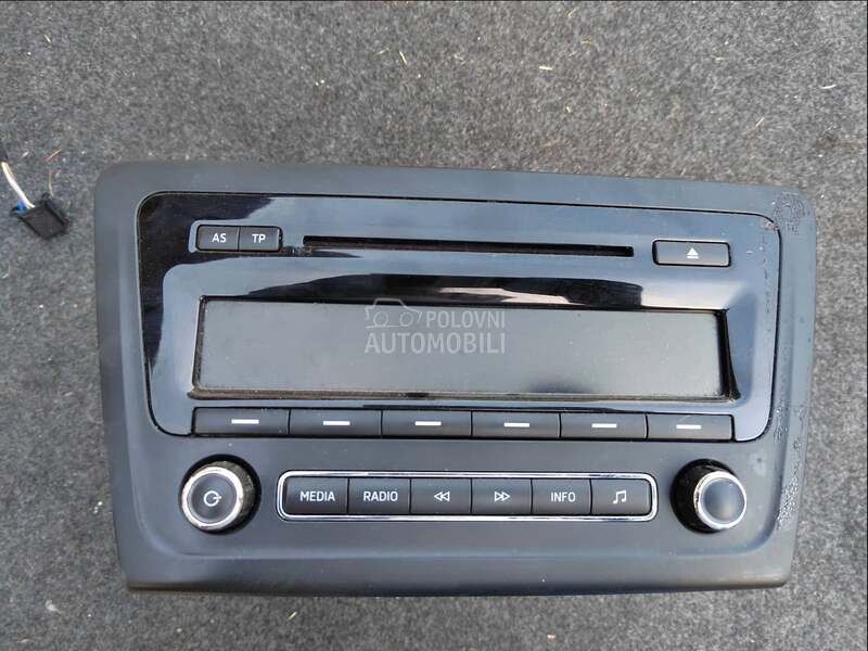 multimedia za Škoda Rapid