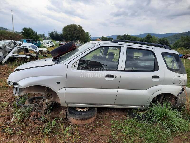 leva vrata za Subaru Justy