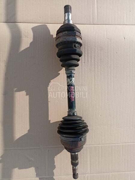 Poluosovina za Opel Zafira od 2000. do 2004. god.