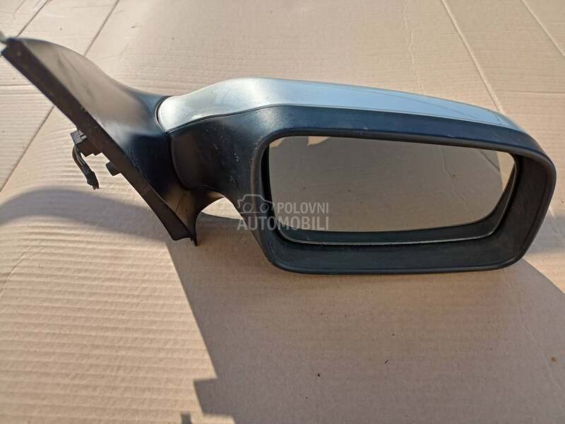 Desni retrovizor za Opel Astra G od 2000. do 2004. god.