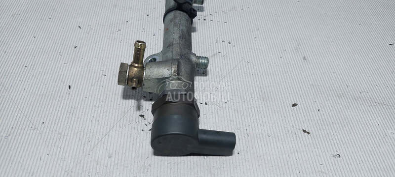 SENZOR MAGISTRALE za Mercedes Benz C 180, C 200, C 220 ... - A6110780449