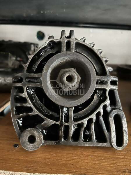 Alternator 1,2 za Fiat Punto