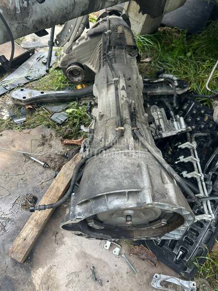 Menjač automatik 2.5tdi za Volkswagen Touareg od 2004. do 2009. god.