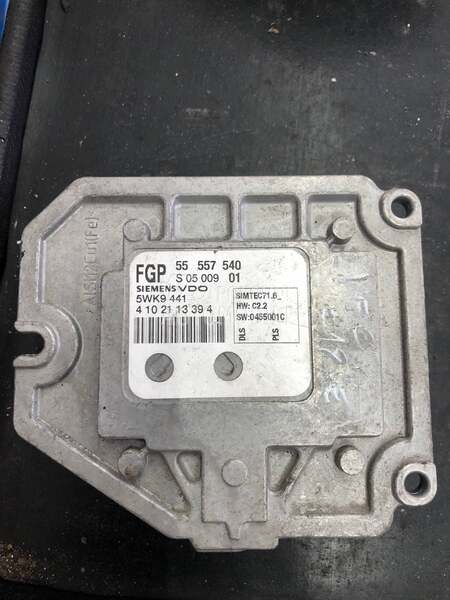 motorni računar z18xe za Opel Signum, Vectra C od 2002. do 2006. god.