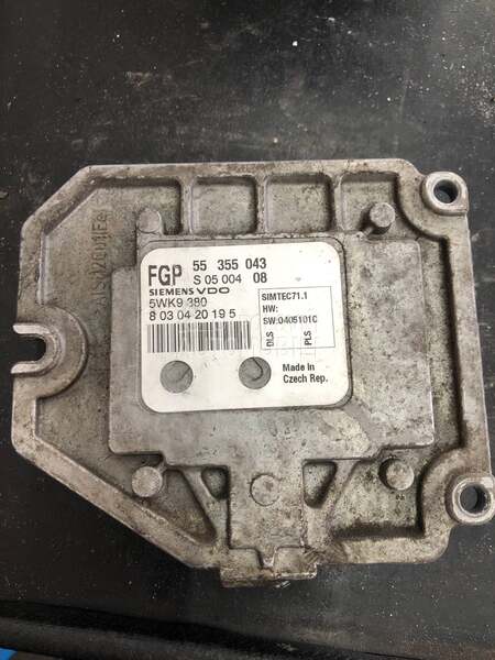 motorni računar z18xe za Opel Tigra, Meriva, Corsa C od 2000. do 2006. god.