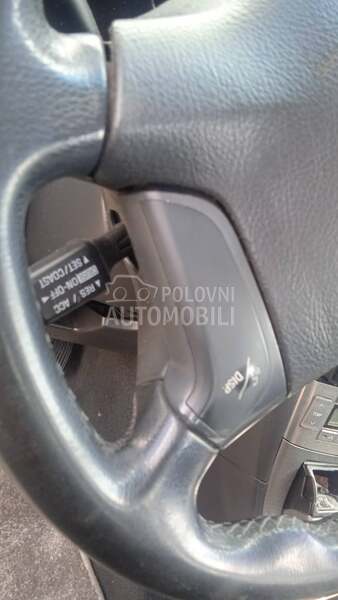 Sedista za Toyota Avensis
