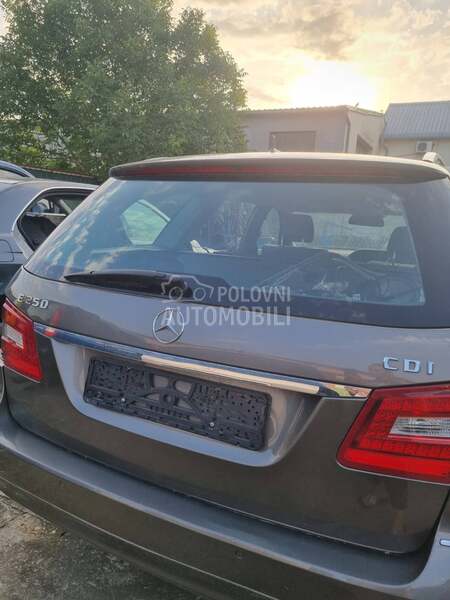 kompletni delovi W212 za Mercedes Benz E 250 od 2009. do 2013. god.