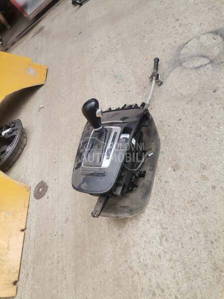 Hebla sa rucicom menjaca za Volkswagen Golf 5, Golf 6, Golf Plus ...