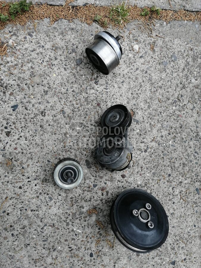 vodena pumpa spaneri za Opel Astra H