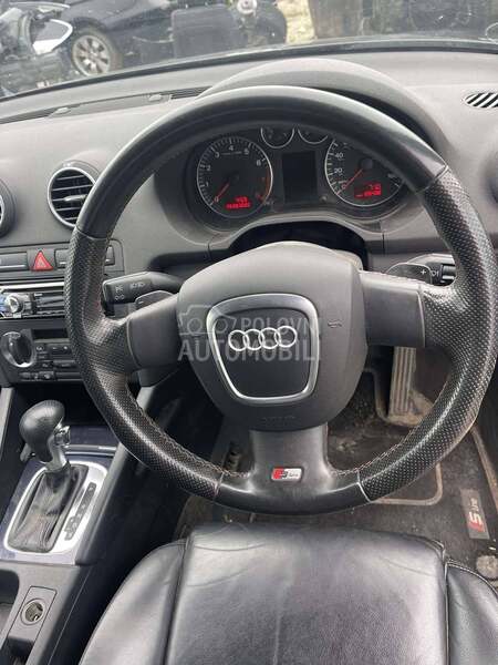 8p air bag za trokraki volan za Audi A3, A4, A5 ... od 2002. do 2014. god.