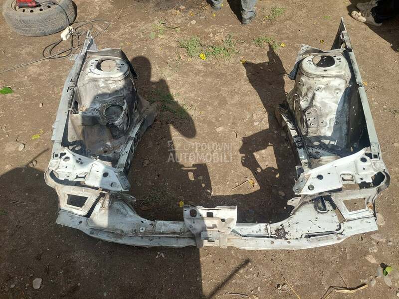 prednji kos megane 1 za Renault Megane
