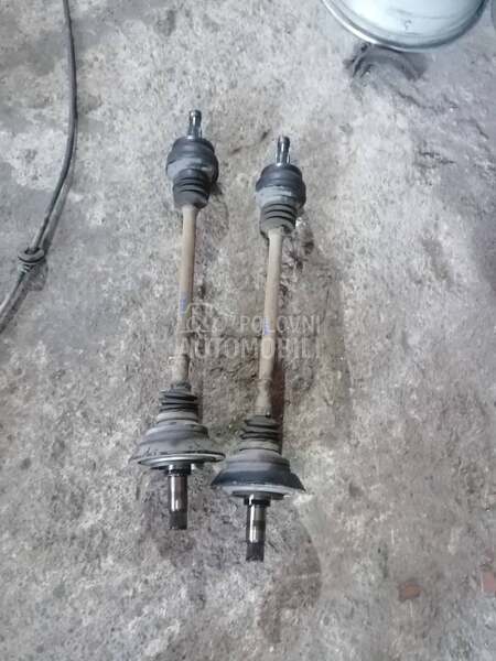 poluosovine za Mercedes Benz E 300 od 2000. do 2008. god.