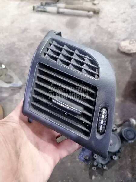 ventilacija za Mercedes Benz E 300 od 2000. do 2008. god.
