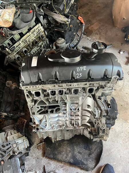 kompletan notor 2.5tdi BPE za Volkswagen Touareg od 2007. do 2009. god.