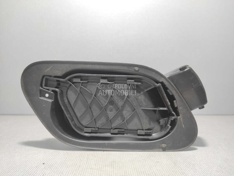 POKLOPAC REZERVOARA za Volkswagen Golf 7