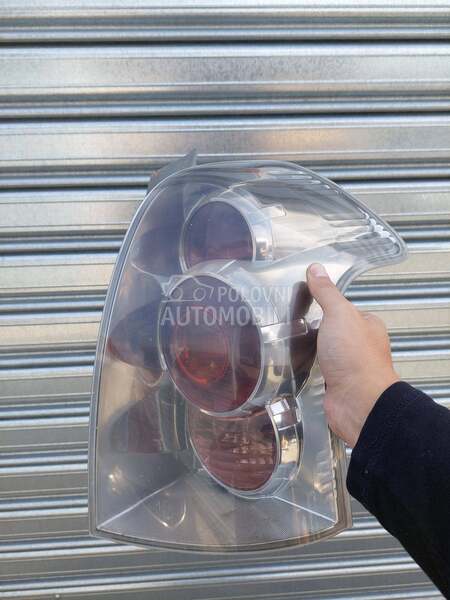 Stop lampa desna ORIGINAL za Toyota Corolla Verso od 2004. do 2009. god.