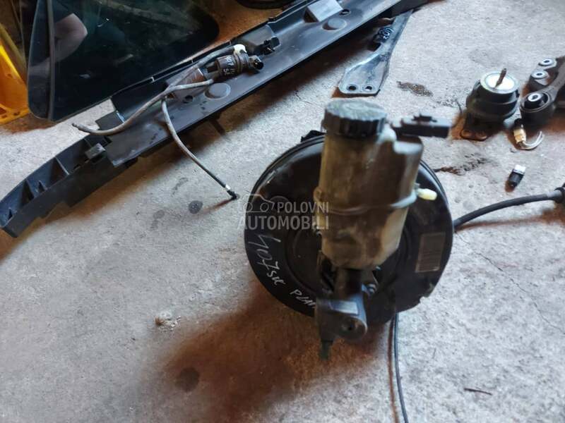 Kočiona servo pumpa za Peugeot 407