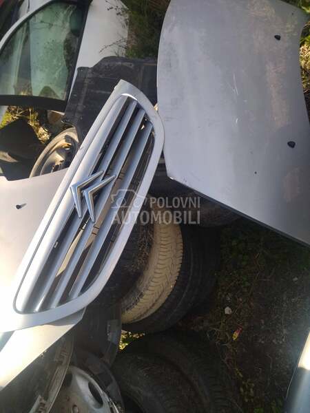 maska sa znakom za Citroen C3