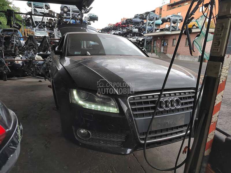 branik za Audi A5 od 2009. do 2014. god.