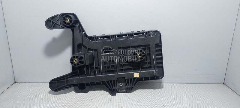 NOSAC AKUMULATORA za Volkswagen Passat B6