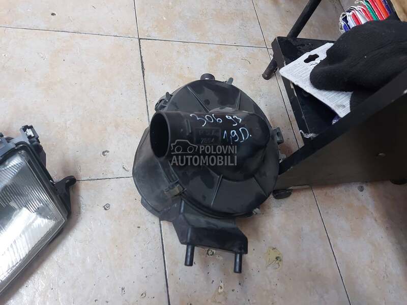 Kuciste filtera vazduha za Peugeot 306