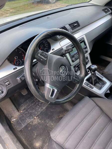 Instrument tabla za Volkswagen Passat B6 od 2005. do 2010. god.