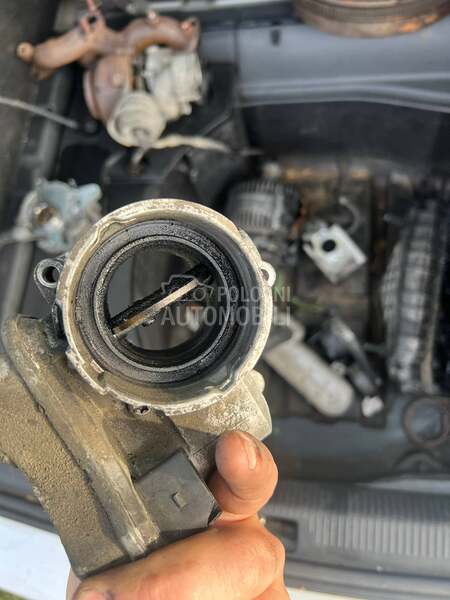 Klapna gada za Volkswagen Passat B6, Tiguan, Golf 5 od 2004. do 2007. god.