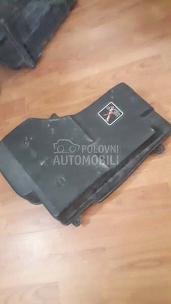 Poklopac osiguračke kutije za Peugeot 407