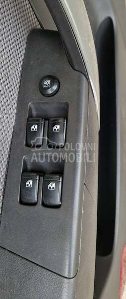 Taster podizaca prozora za Chevrolet Aveo od 2006. do 2010. god.