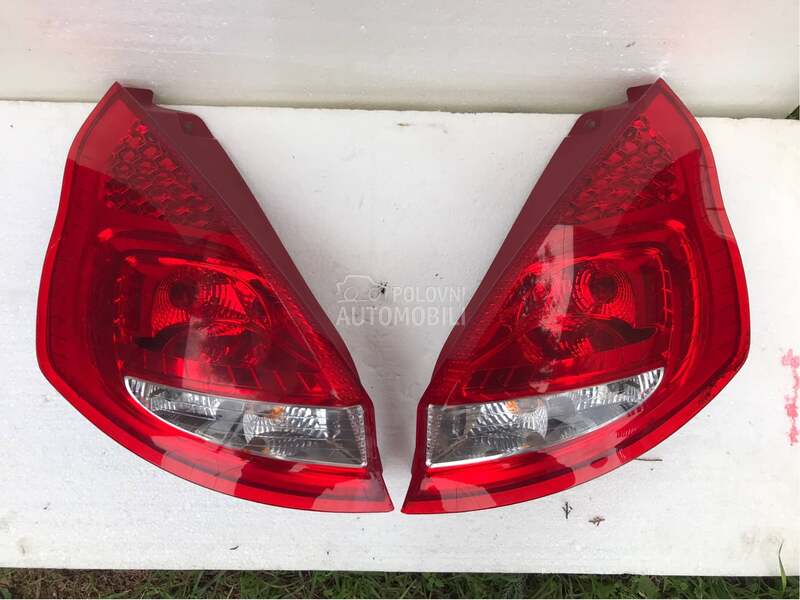 stop svetla 40€ za Ford Fiesta