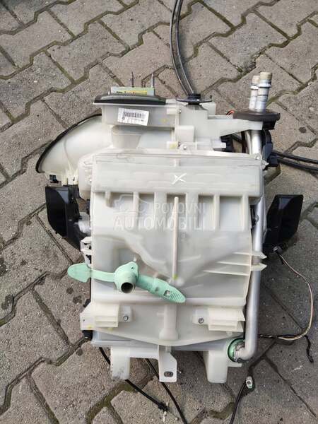 Kuciste klime za Peugeot 308