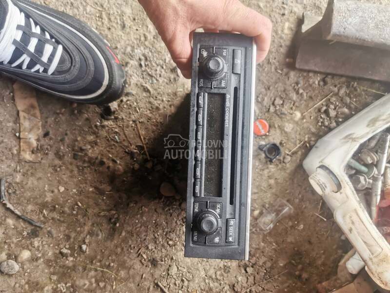 radio za Audi A4