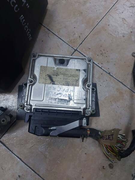 Kompjuter motora 2.0hdi za Peugeot 406
