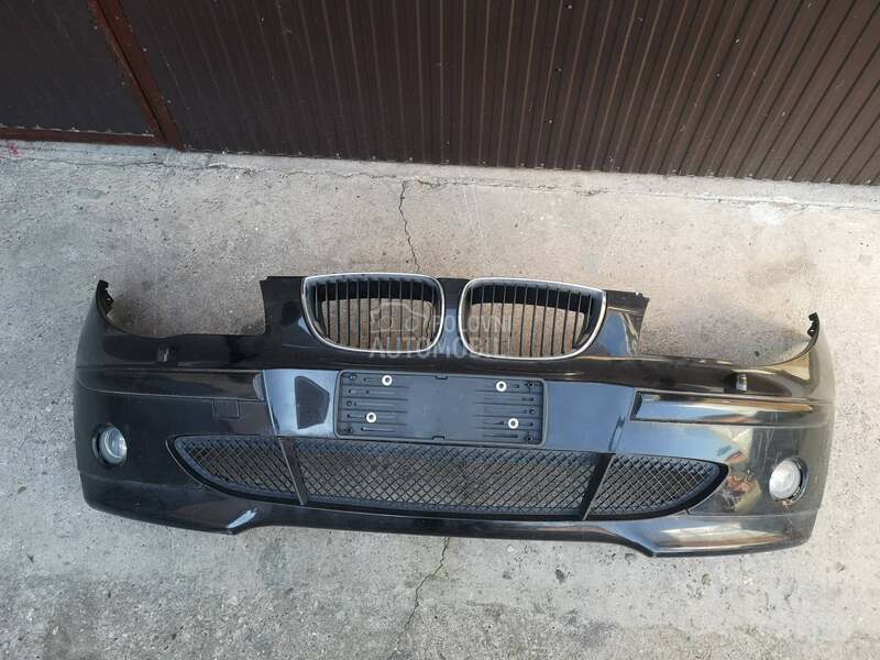 Prednji Branik za BMW 116, 118, 120 od 2004. do 2009. god.
