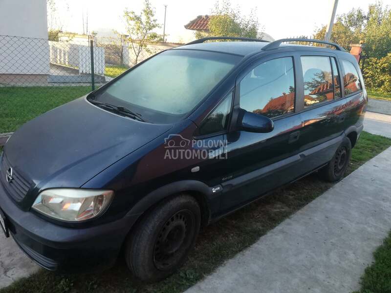 Prednji branik cod boje Z 20H za Opel Zafira od 1999. do 2005. god.