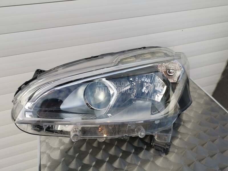 FAR  XENON LED za Peugeot 208