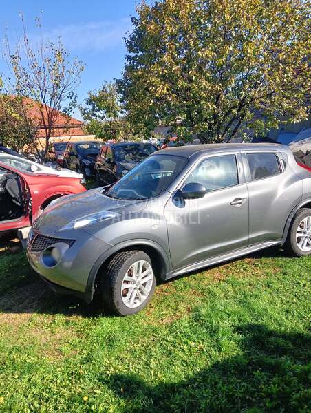 Nissan Juke 2012. god. -  kompletan auto u delovima